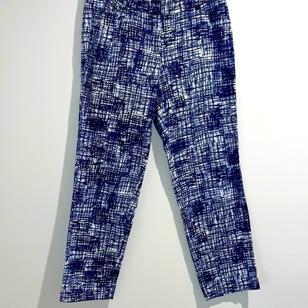 🌸 Sharagano blue white pants. Size 8.
